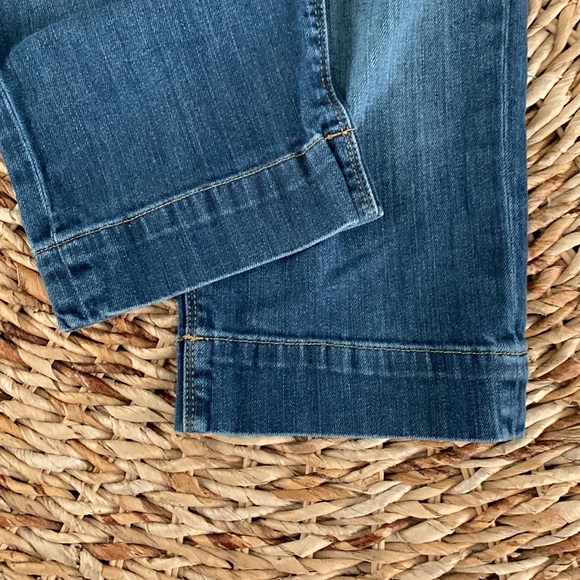 Kut from the Kloth Natalie Crop sz 10 - Picture 9 of 13